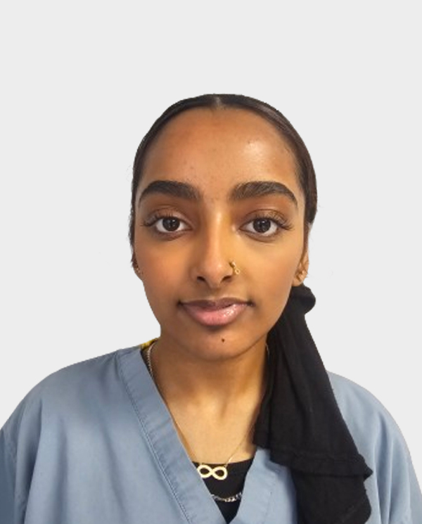 Weaam Roshanali - Trainee Nurse