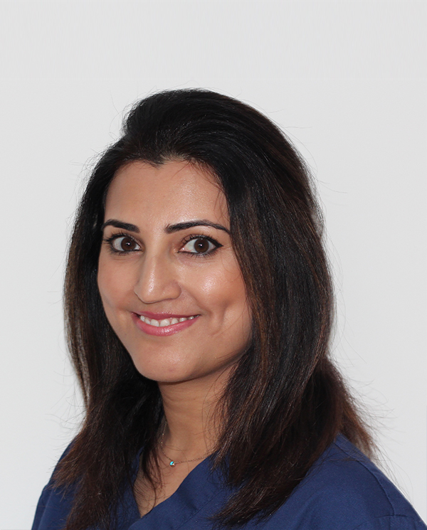 Mehreen Tariq - Dentist